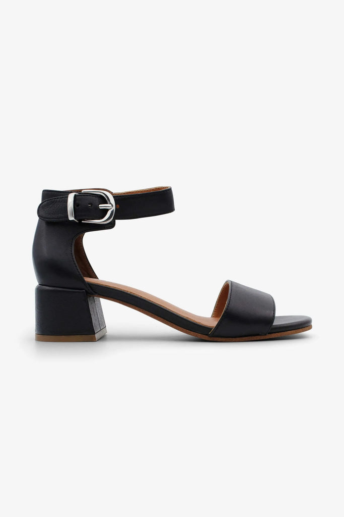 YEREMI-03 sandal in black leather with block heel