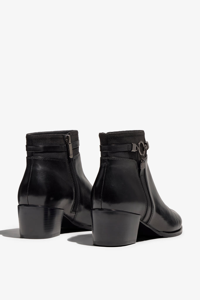 Jolene-29 Black