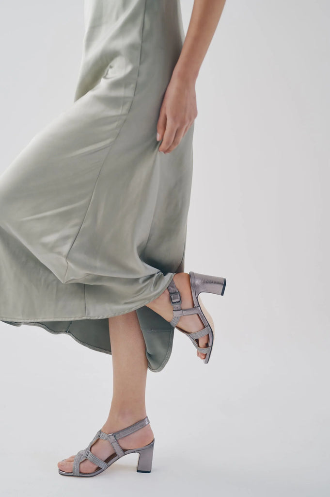 MONICA-03 sandal in string leather with refined silhouette