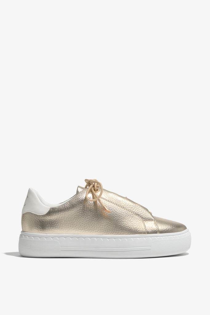 Nathaly-01 Platino leather sneakers by Regarde Le Ciel with gold side accents and gold-detailed laces.