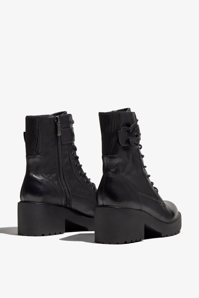Paloma-02 Black