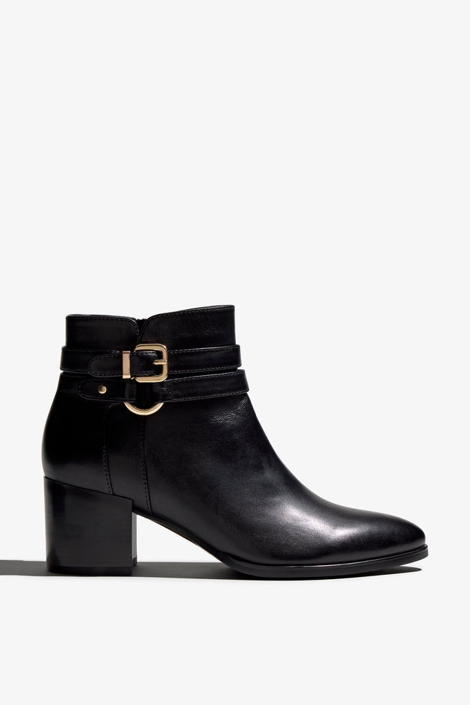 black leather ankle bootie, 60 mm, zipper, buckles and metal accessories, accentuated stitching, block heel, rubber sole.
