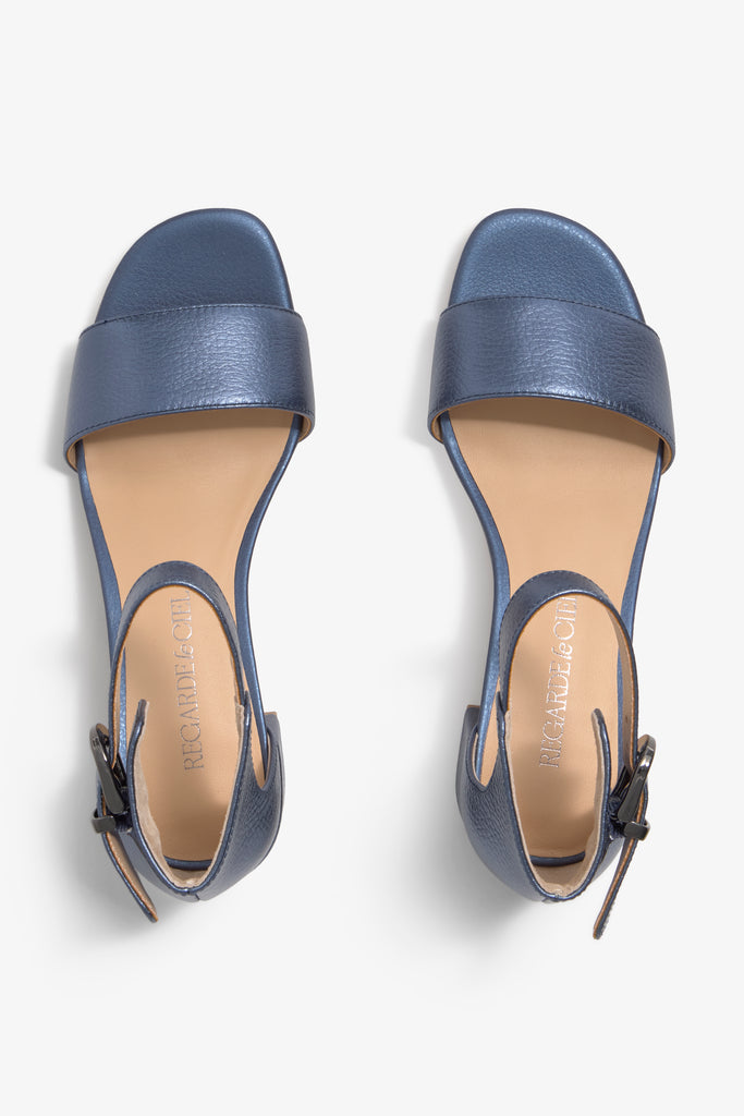 YEREMI-03 sandal in navy leather with block heel