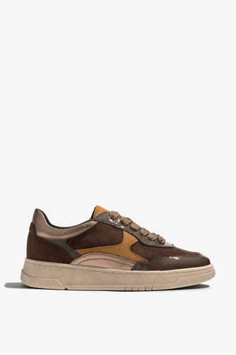 Color brown