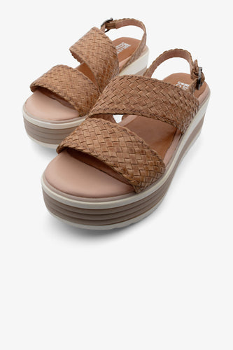 Color beige