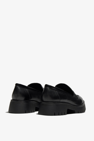 Leticia-07 Black