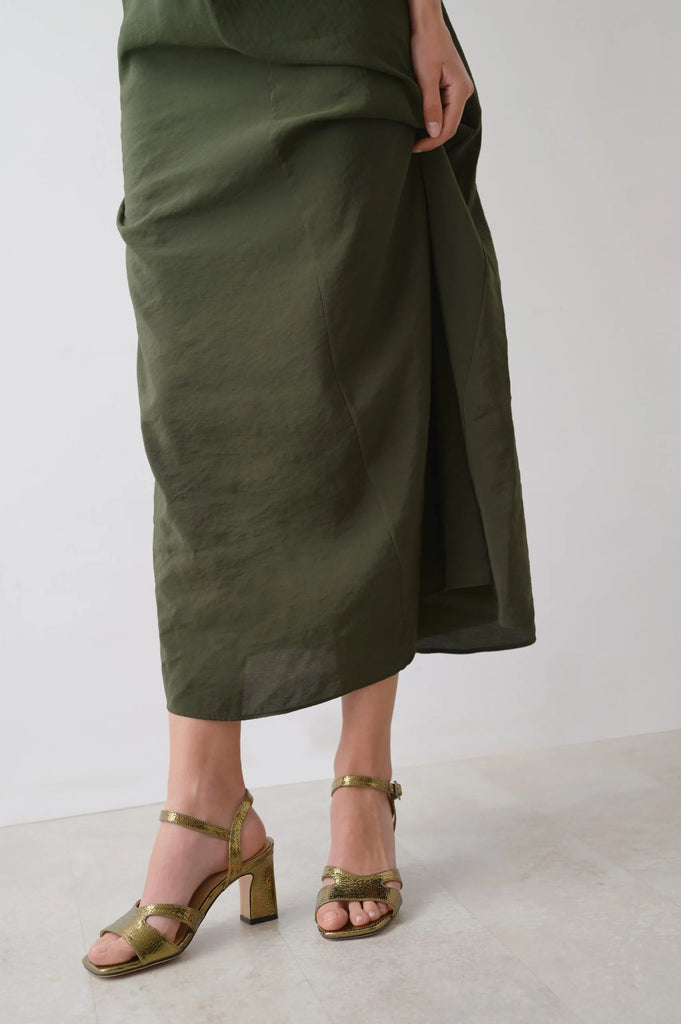 MONICA-02 Olive