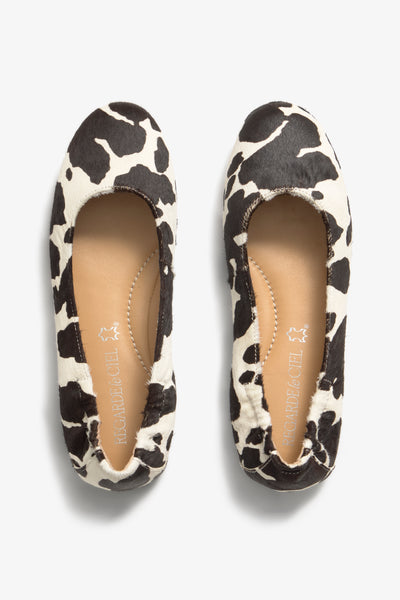 Reina-01 Cow-print Black