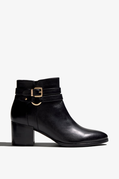 black leather ankle bootie, 60 mm, zipper, buckles and metal accessories, accentuated stitching, block heel, rubber sole.